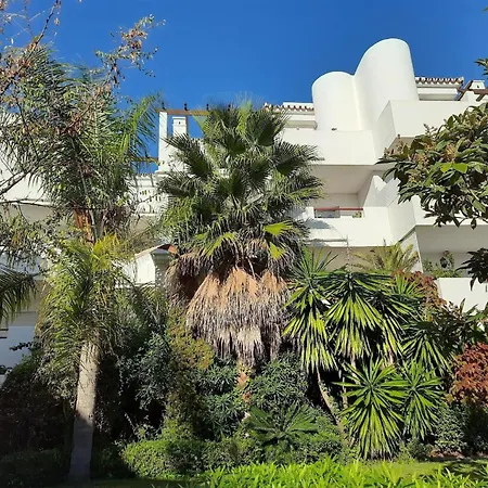 Gemuetliche In Bel Air Estepona