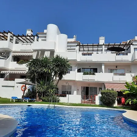 Apartment Gemuetliche In Bel Air Estepona