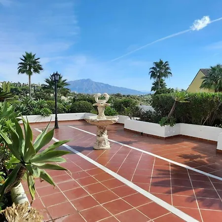 Gemuetliche In Bel Air Estepona